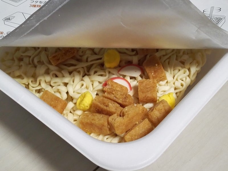 赤いきつね焼うどん麺